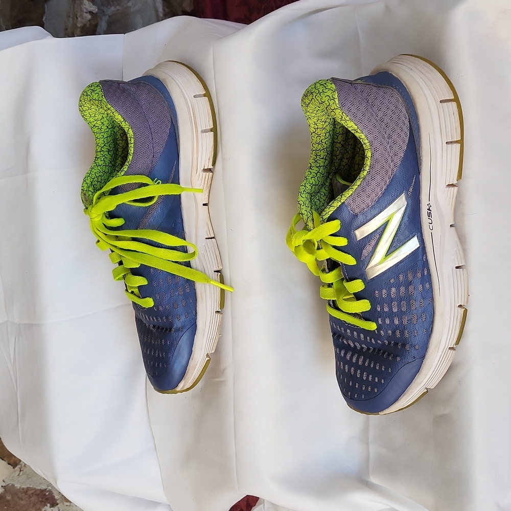 NEW BALANCE CUSH